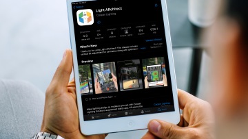 Man downloading Light ARchitect visual lighting design tool.